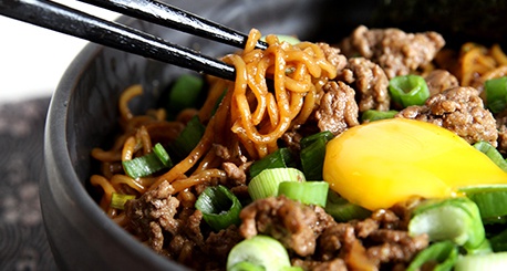 NOUILLES SAUTÉES YAKISOBA NOUILLES SAUTÉES YAKISOBA